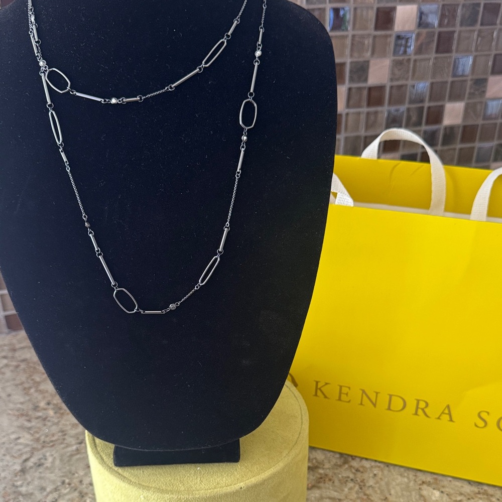 Kendra Scott Black Chain Necklace new without tags